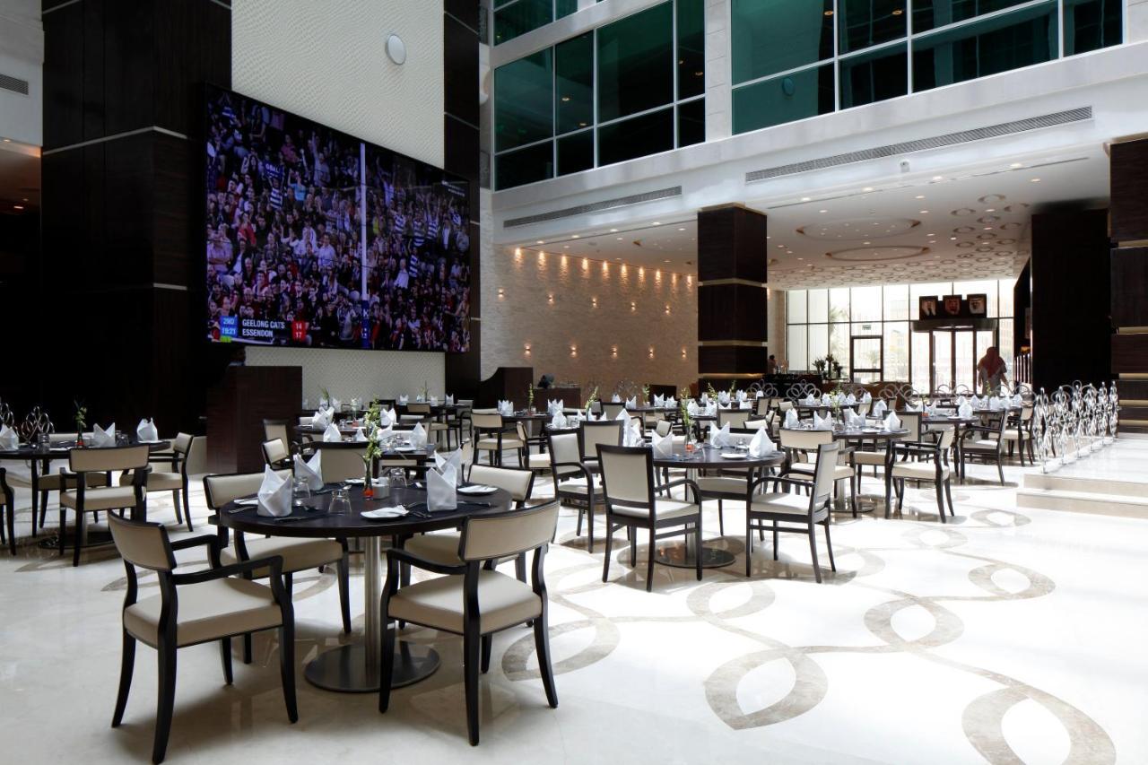 Holiday Inn Meydan By Ihg Riad Exterior foto