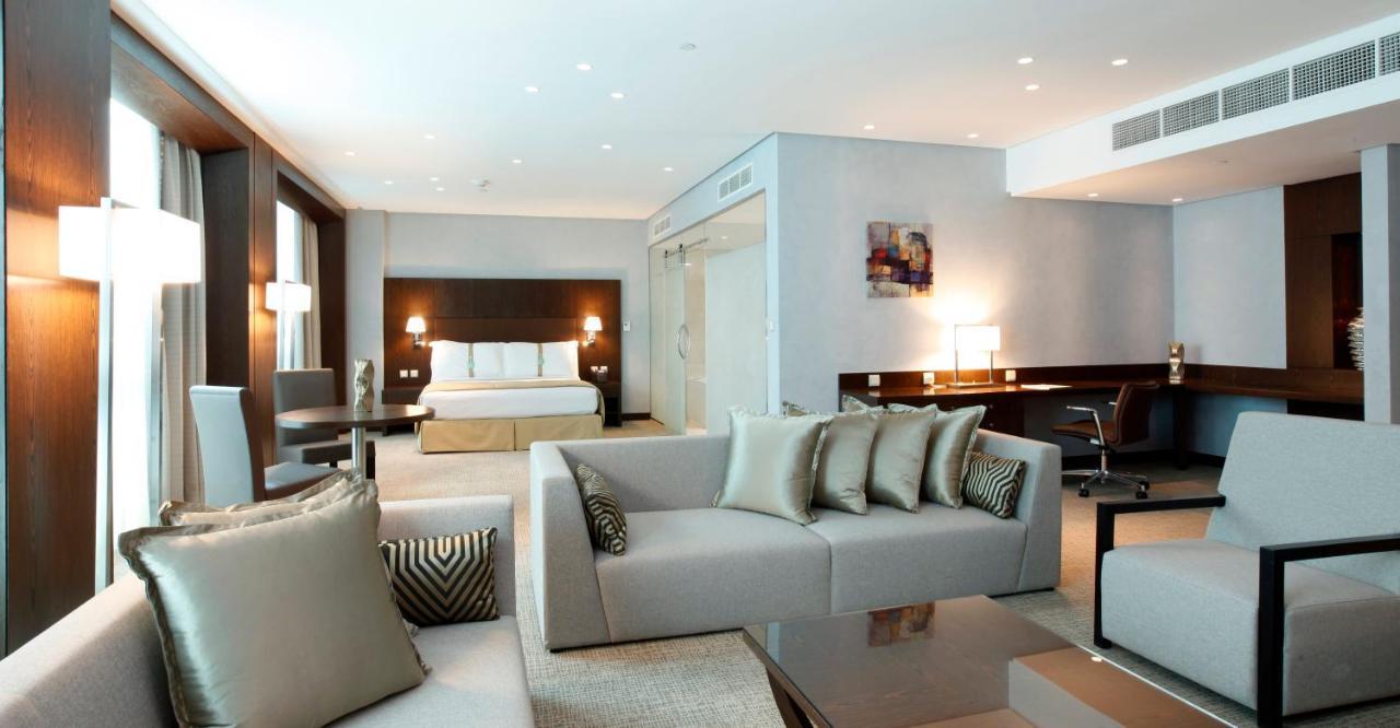Holiday Inn Meydan By Ihg Riad Exterior foto