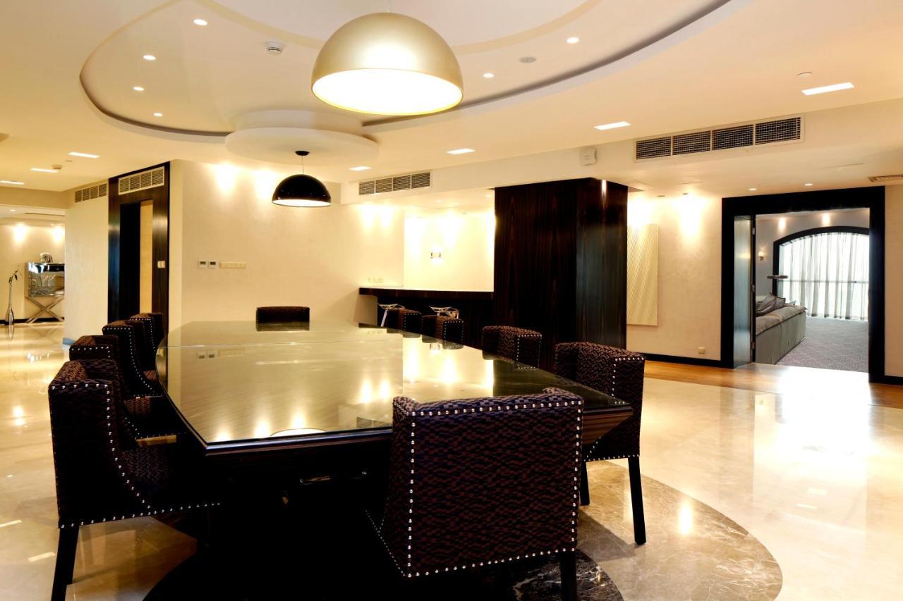Holiday Inn Meydan By Ihg Riad Exterior foto